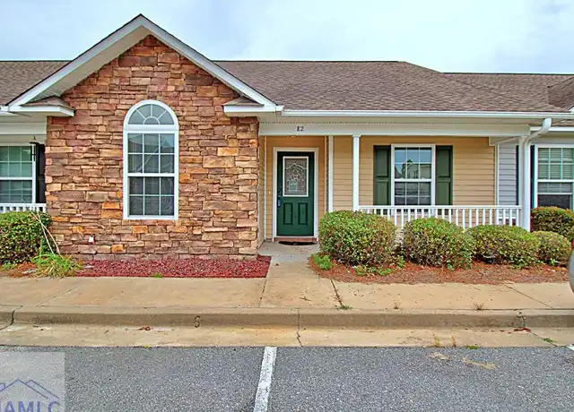 Property at 401 Barry McCaffrey Blvd, Hinesville, GA, 31313, 3 beds, 2 baths, [object Object]