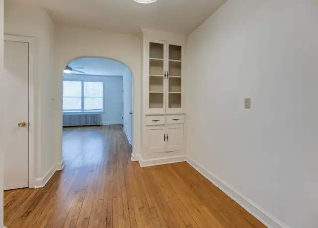 Property at 2614 41st St NW Unit 4, Washington, DC, 20007, 2 beds, 1 bath, [object Object]