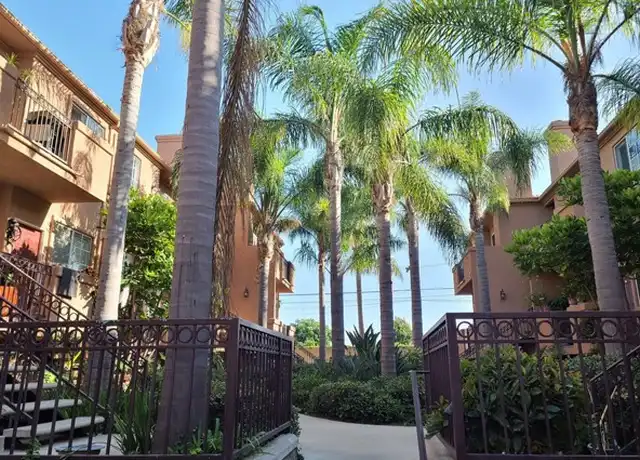 Property at 21854 S Vermont Ave #3, Torrance, CA, 90502, 2 beds, 2 baths, [object Object]