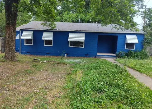Property at 2613 Emerald Dr, Jackson, MS, 39212, 2 beds, 1 bath, [object Object]