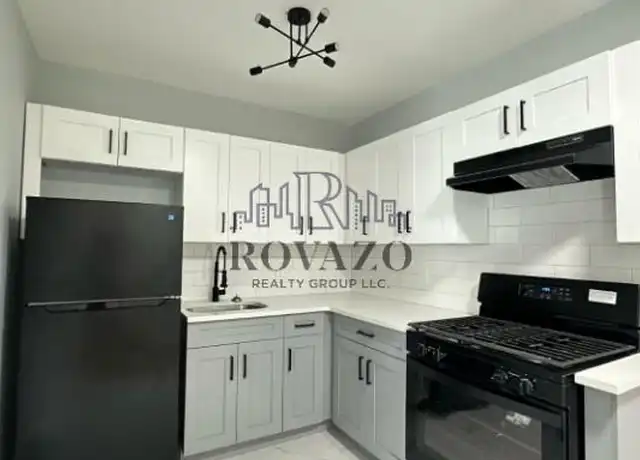 Property at 96 Summer Ave Unit 3, Newark, NJ, 07104, 3 beds, 1 bath, [object Object]