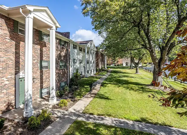 Property at Gatehouse Apartments - 1825 Liberty Rd, Lexington, KY, 40505, 1-2 bed, 1 bath, [object Object]