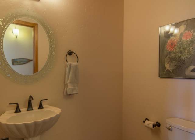 Photo of 12139 Pine Forest Rd, Truckee, CA 96161