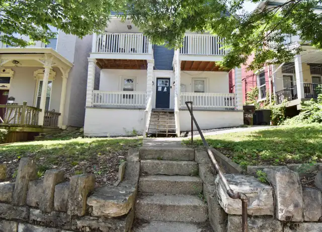 Property at 2425 W Clifton Ave Unit 4, Cincinnati, OH, 45219, 2 beds, 1 bath, [object Object]