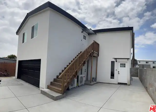 Property at 3528 139th St Unit B, Hawthorne, CA, 90250, 2 beds, 1 bath, [object Object]