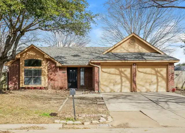 Property at 1505 Glenwillow Dr, Arlington, TX, 76018, 3 beds, 2 baths, [object Object]