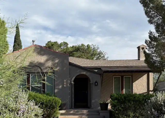 Property at 502 Cincinnati Ave, El Paso, TX, 79902, 2 beds, 2.5 baths, [object Object]