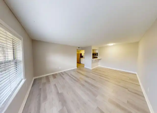 Property at 2166 Dunsford Ter Unit 2165-4 (ONE MONTH FREE), Jacksonville, FL, 32207, 2 beds, 1 bath, [object Object]