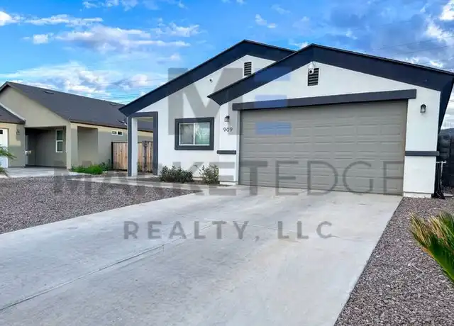 Property at 909 E Fremont Rd, Phoenix, AZ, 85042, 4 beds, 2 baths, [object Object]