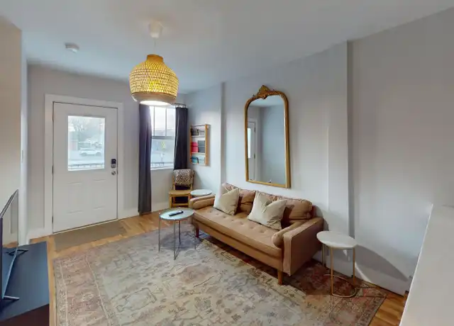 Property at 415 Humphreys St Apt 2, Nashville, TN, 37203, 1 bed, 1 bath, [object Object]