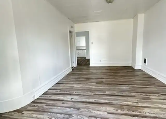 Property at 408 S Iron St Unit 408-3, Centralia, WA, 98531, 1 bed, 1 bath, [object Object]