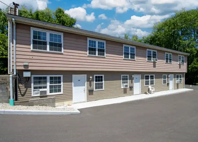 Property at 77 31st St, Barberton, OH, 44203, 2 beds, 1 bath, [object Object]