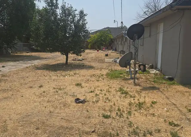 Property at 2707 W Peninsula Dr Unit 2, Moses Lake, WA, 98837, 1 bed, 1 bath, [object Object]