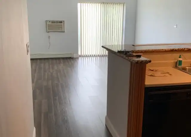 Property at 1100 Governors Dr #30, Winthrop, MA, 02152, 2 beds, 1 bath, [object Object]