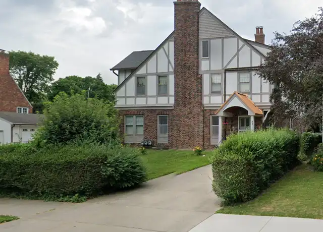 Property at 421 Rivard Blvd Unit 2, Grosse Pointe, MI, 48230, 3 beds, 2 baths, [object Object]