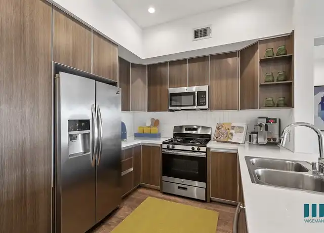 Property at Formosa Fountain by Wiseman - 1338 N Formosa Ave, Los Angeles, CA, 90046, 3 beds, 3 baths, [object Object]
