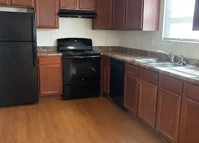 Property at Kinway Apartments - TK - 1952 Colts Ln, Evansville, IN, 47714, 2-3 beds, 1 bath, [object Object]