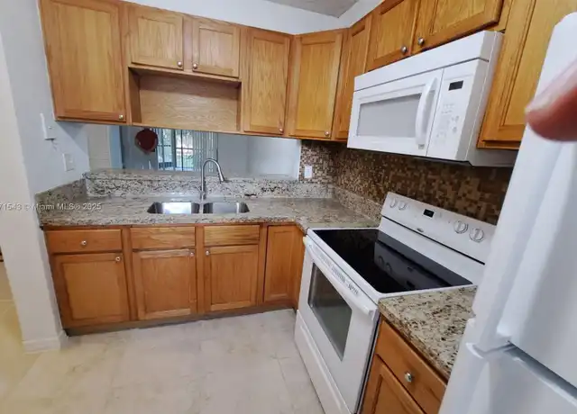 Property at 3410 Foxcroft Rd #104, Miramar, FL, 33025, 2 beds, 2 baths, [object Object]