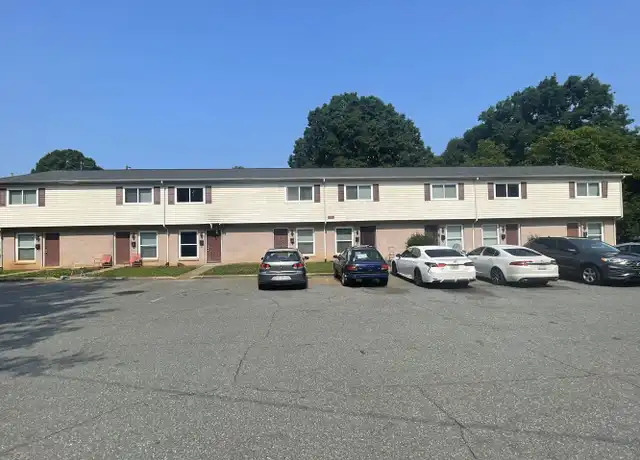 Property at 900 Rowan St #3, Charlotte, NC, 28208, 2 beds, 1.5 baths, [object Object]