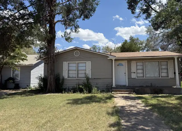 Property at 2707 35th St, Lubbock, TX, 79413, 3 beds, 2 baths, [object Object]