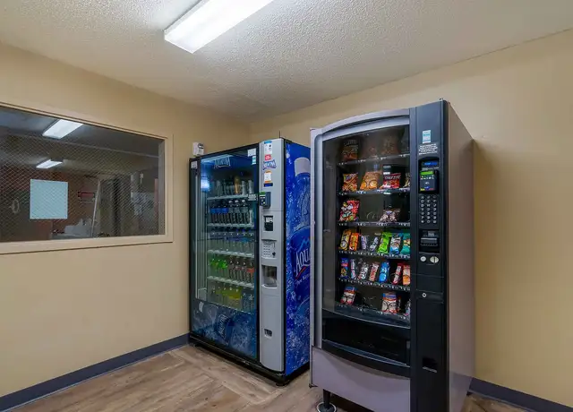 Photo of 4811 Memorial Hwy, Tampa, FL 33634