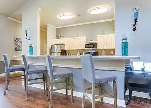 Property at Water's Edge Apartments - 2220 Gloria Cir, Pensacola, FL, 32514, 2 beds, 2 baths, [object Object]