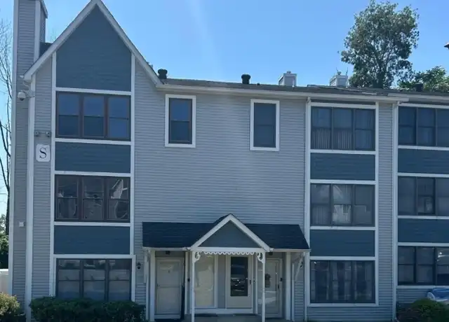 Property at 45 Burlington Ct, Hamburg, NJ, 07419, 2 beds, 1.5 baths, [object Object]
