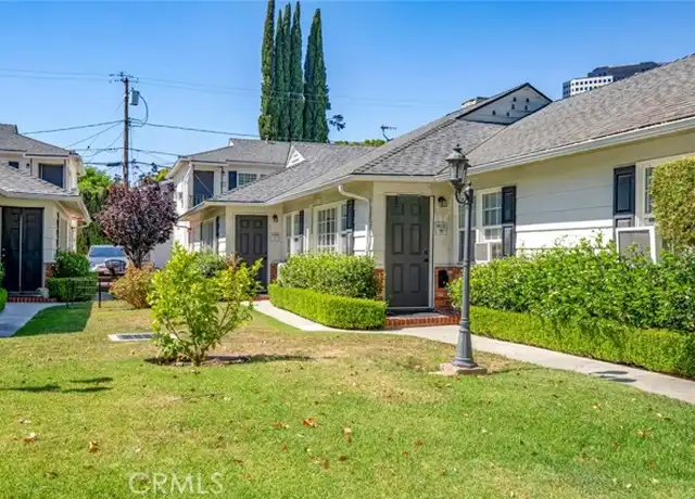 Property at 4135 Warner Blvd Unit B, Burbank, CA, 91505, 1 bed, 1 bath, [object Object]