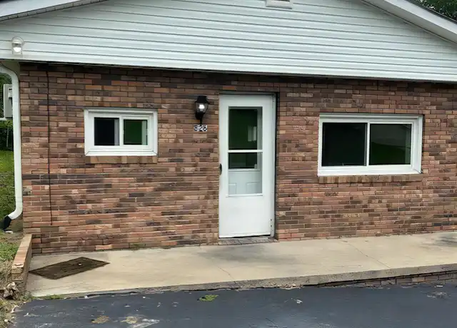 Property at 826 Danbury St, Kingsport, TN, 37665, 2 beds, 1 bath, [object Object]