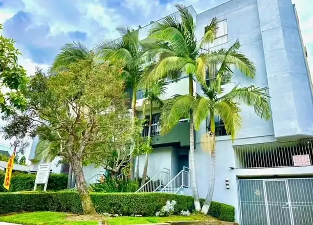 Property at Wilcox Apartments - 711 Wilcox Ave, Los Angeles, CA, 90038, 1 bed, 1 bath, [object Object]