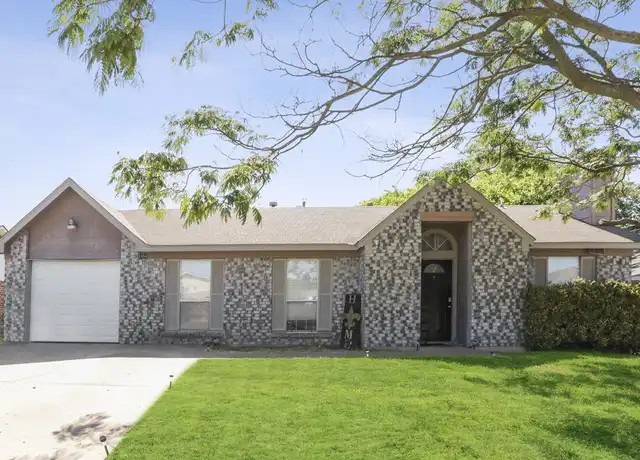 Property at 1954 Carrington Dr, Glenn Heights, TX, 75154, 3 beds, 2 baths, [object Object]