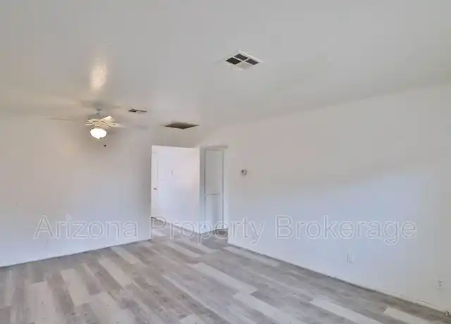 Property at 1702 W Vogel Ave Unit C6, Phoenix, AZ, 85021, 2 beds, 1 bath, [object Object]