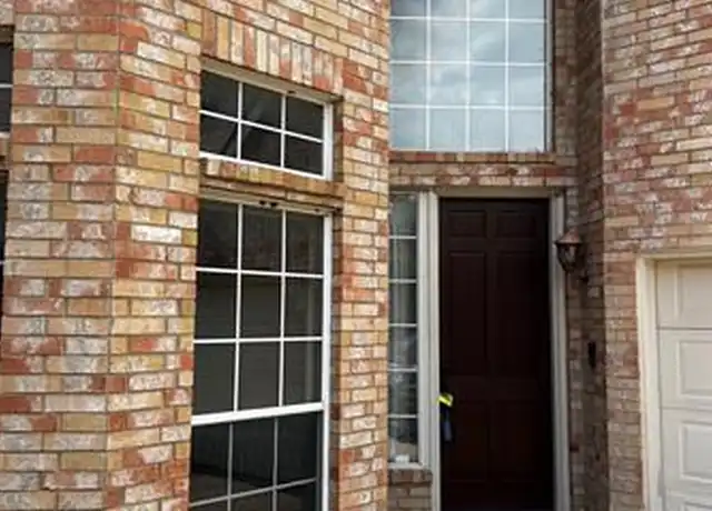 Property at 418 Old York Rd, Irving, TX, 75063, 3 beds, 2.5 baths, [object Object]
