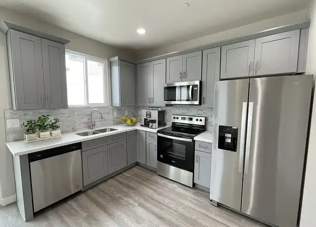 Property at Stone View on Central - 8350 S Central Ave, Phoenix, AZ, 85042, 2-3 beds, 1.5-2.5 baths, [object Object]