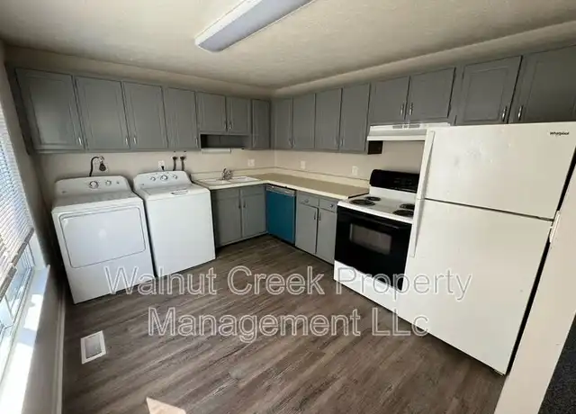 Property at 5520 Beavercrest Dr Unit 16, Lorain, OH, 44053, 3 beds, 1.5 baths, [object Object]