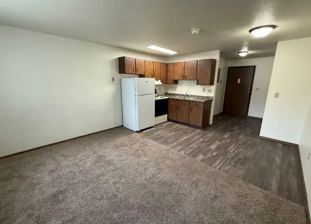 Property at 2550 15th St S Unit 05, Fargo, ND, 58103, 0 beds, 1 bath, [object Object]