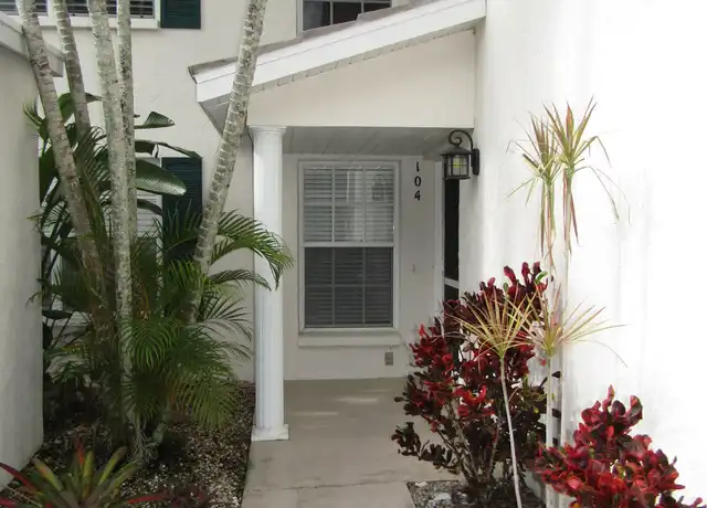 Property at 815 Montrose Dr #104, Venice, FL, 34293, 3 beds, 2 baths, [object Object]
