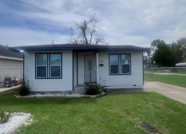 Property at 2795 Harriot St, Beaumont, TX, 77705, 3 beds, 1 bath, [object Object]
