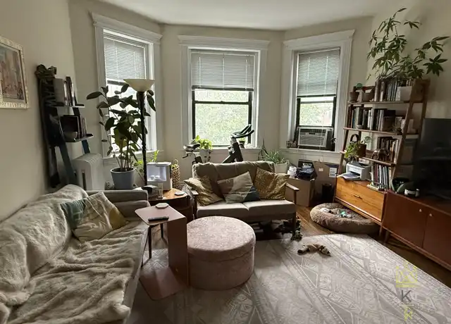 Property at 1963 Commonwealth Ave Unit 6, Boston, MA, 02135, 1 bed, 1 bath, [object Object]