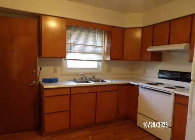 Property at 3103 John Ave Unit C, Superior, WI, 54880, 2 beds, 1 bath, [object Object]