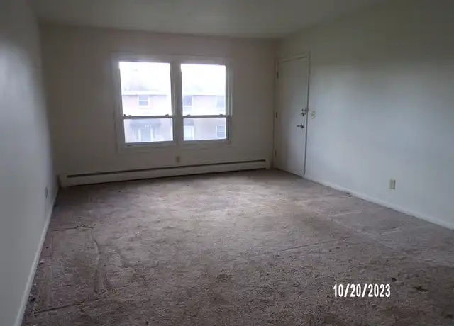 Property at 3103 John Ave Unit C, Superior, WI, 54880, 2 beds, 1 bath, [object Object]