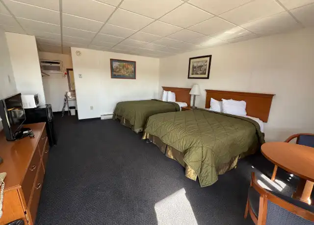 Property at 1001 S Burr St Unit 2 bed, 1 bath suite, Mitchell, SD, 57301, 2 beds, 1 bath, [object Object]