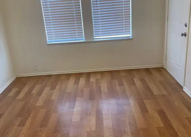 Property at 124 Chester Ave Unit A, Bakersfield, CA, 93304, 1 bed, 1 bath, [object Object]