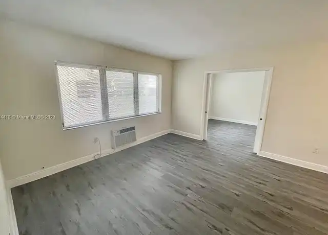 Property at 218 Santillane Ave, Coral Gables, FL, 33134, 1 bed, 1 bath, [object Object]