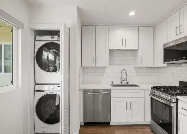 Property at 17302 Ermanita Ave Unit C, Torrance, CA, 90504, 1 bed, 1 bath, [object Object]