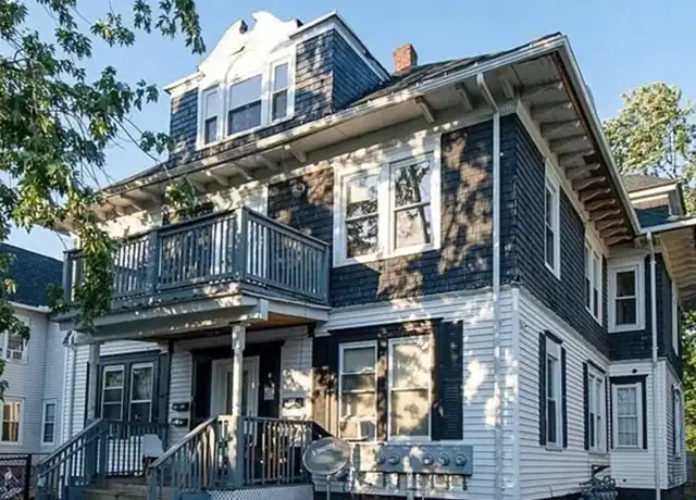 Property at 53 Wilbraham Ave Unit 2R, Springfield, MA, 01109, 5 beds, 2 baths, [object Object]