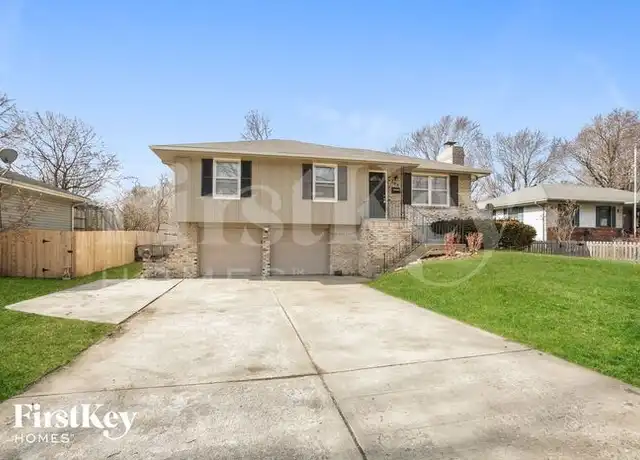 Property at 706 SW Merritt St, Lees Summit, MO, 64081, 3 beds, 2 baths, [object Object]