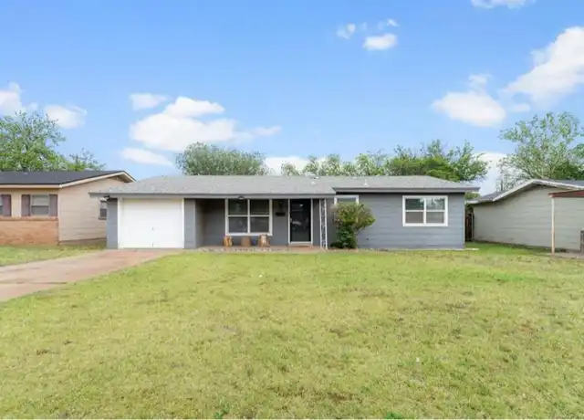 Property at 2316 47th St, Lubbock, TX, 79412, 3 beds, 2 baths, [object Object]
