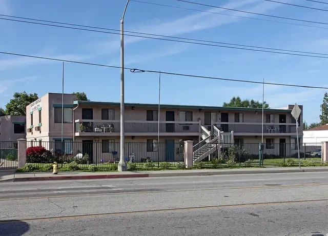 Photo of 200 E Gladstone St, Azusa, CA 91702