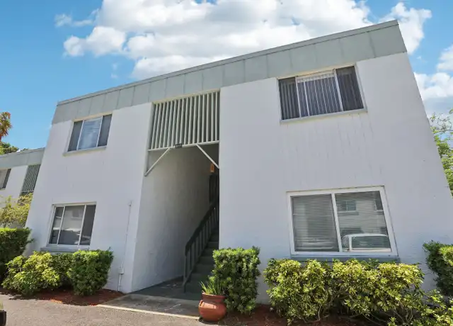 Property at 811 N Keene Rd, Clearwater, FL, 33755, 1 bed, 1 bath, [object Object]
